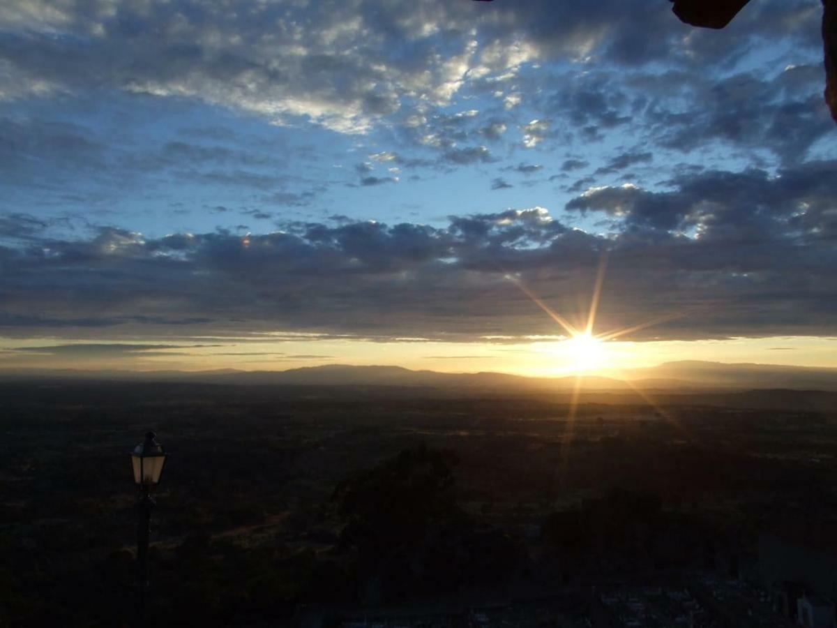 Sun Set House Monsanto